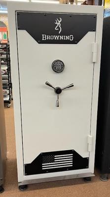 HUNTER DELUXE 33 TEXTURED PUTTY E-LOCK BLACK CHROME HARDWARE W/FLAG