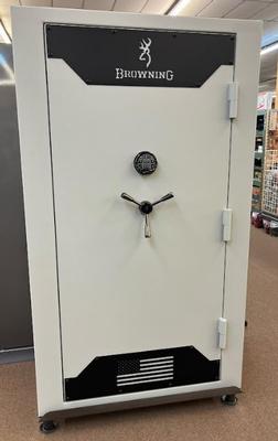 HUNTER DELUXE 49 TALL TEXTURED PUTTY E-LOCK BLACK CHROME HARDWARE W/FLAG